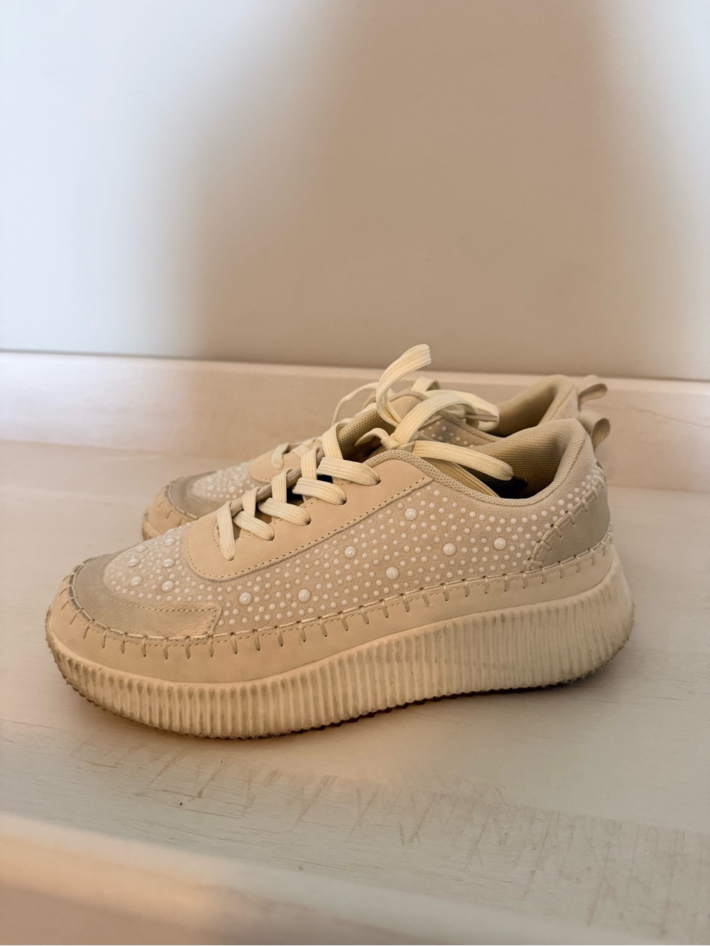 Dr. Scholl's Cream Platform Sneakers